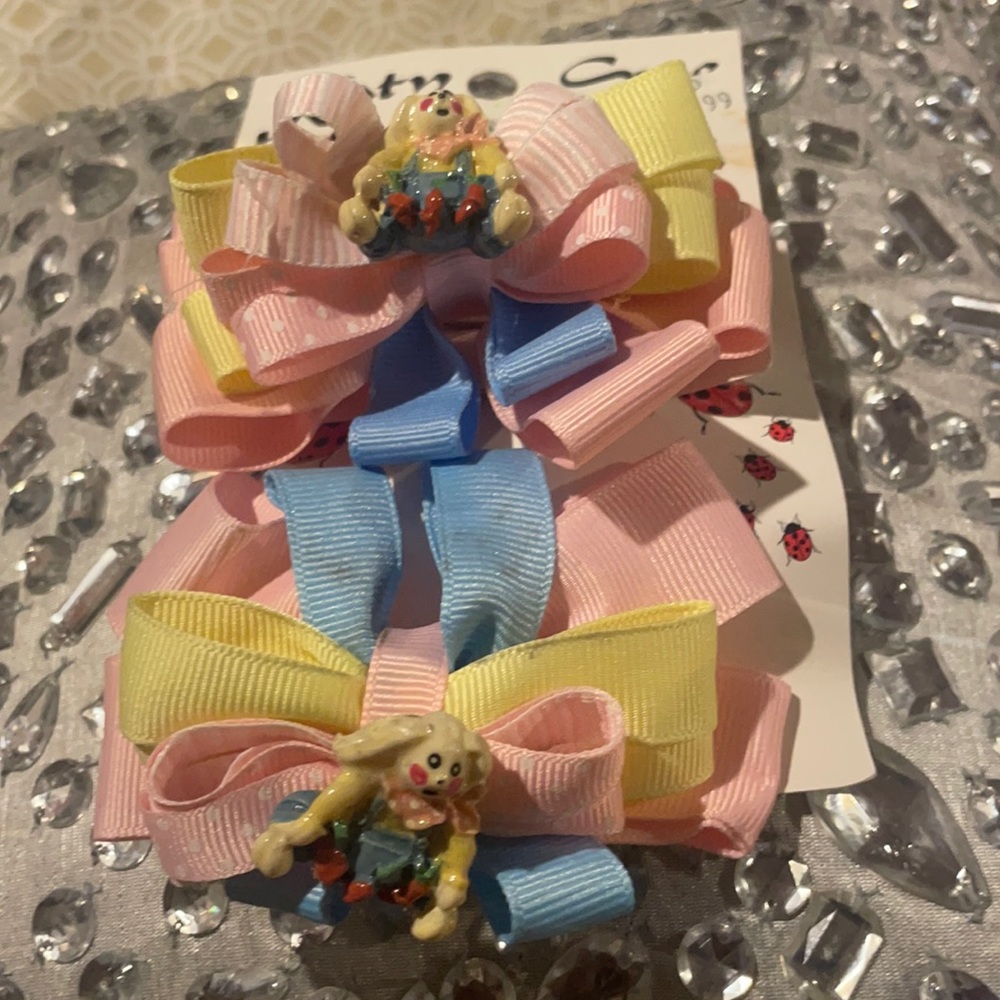 HAIR BOWS